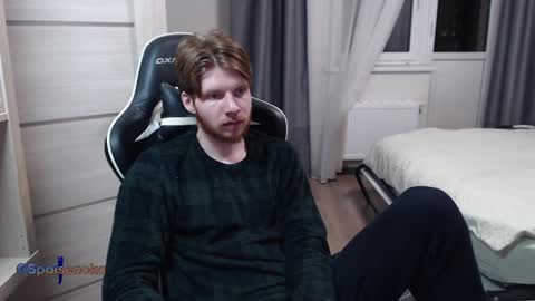 Snapshot of spaisenok chatting on December 27, 10:48 pm Mike online show from December 27, 10:48 pm