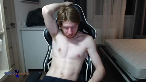 Snapshot of spaisenok chatting on December 7, 3:04 am Mike online show from December 7, 3:04 am