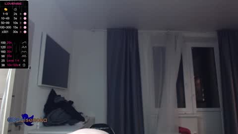 Snapshot of spaisenok chatting on December 4, 12:41 am Mike online show from December 4, 12:41 am