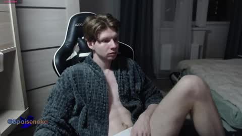 Snapshot of spaisenok chatting on February 23, 10:31 pm Mike online show from February 23, 10:31 pm