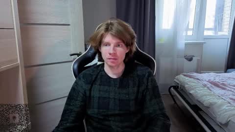 Snapshot of spaisenok chatting on September 18, 1:46 pm Mike online show from September 18, 1:46 pm