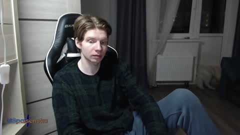 Snapshot of spaisenok chatting on February 7, 11:34 pm Mike online show from February 7, 11:34 pm