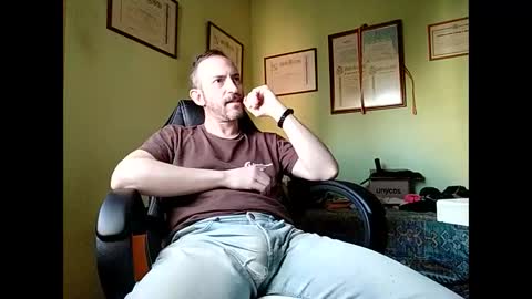 Manu  online show from January 11, 3:20 pm