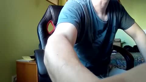 Manu  online show from February 20, 4:14 pm