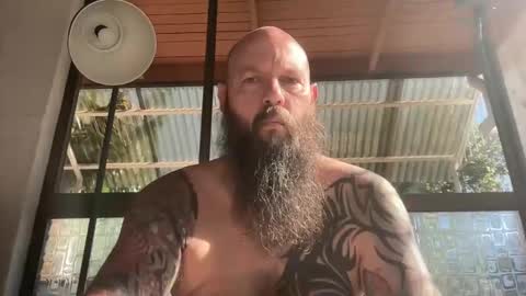 Beard Guy online show from November 4, 9:38 pm