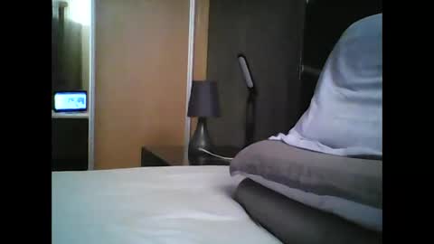 spriggan18 online show from December 20, 2:18 am