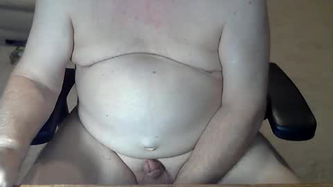 Snapshot of spring2tx chatting on October 18, 7:35 am spring2tx online show from October 18, 7:35 am