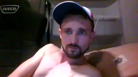 spyco82 online show from November 25, 6:21 pm