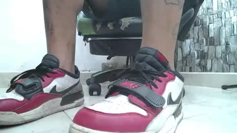 sr master cum its my old account online show from May 30, 2:22 am