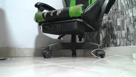 sr master cum its my old account online show from May 12, 7:22 pm