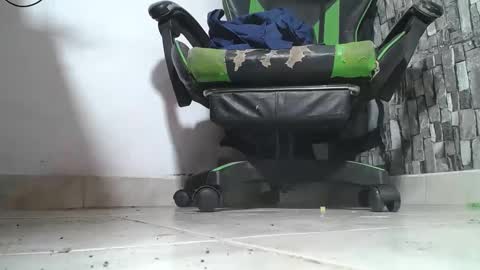 sr master cum its my old account online show from May 17, 5:20 pm