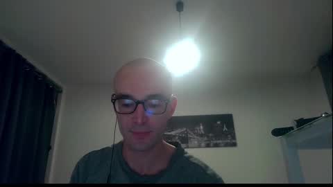 ssenzo online show from December 9, 7:28 am