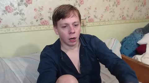 Snapshot of st_rudy chatting on December 23, 3:01 pm Joe Peach online show from December 23, 3:01 pm