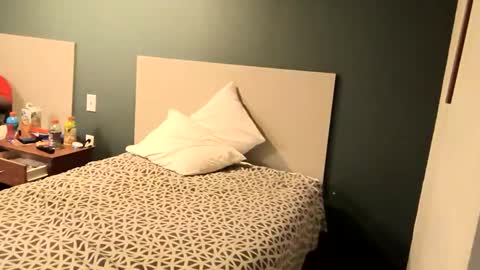 Straightupdownbad online show from November 13, 3:11 am