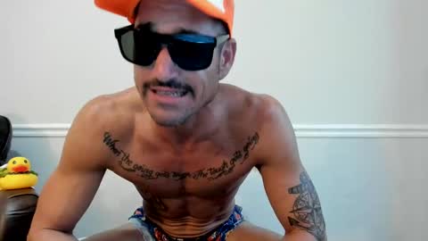 Snapshot of staloney21 chatting on October 3, 12:10 pm staloney online show from October 3, 12:10 pm