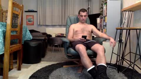 Starpizzle online show from February 14, 7:09 pm