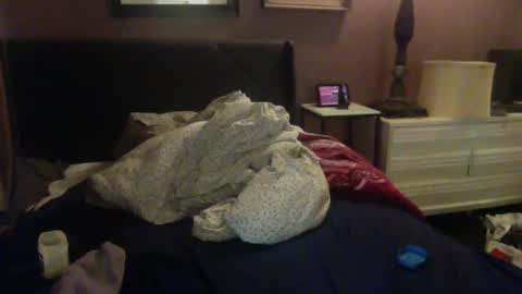 Snapshot of starshine333 chatting on January 12, 10:54 pm ashtongue online show from January 12, 10:54 pm