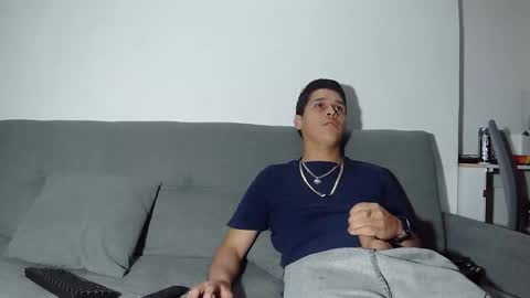 Snapshot of steban_jyj chatting on October 6, 2:49 am Katalleya and Steban online show from October 6, 2:49 am