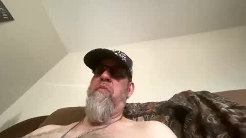 steel259373 online show from November 5, 5:37 pm