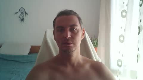 Snapshot of stefanikis chatting on September 28, 8:12 am Stefanos online show from September 28, 8:12 am