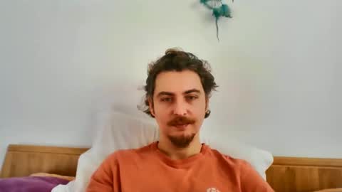 Snapshot of stefanikis chatting on December 12, 9:19 am Stefanos online show from December 12, 9:19 am