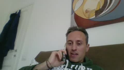 Snapshot of sten015 chatting on December 17, 1:38 pm sten015 online show from December 17, 1:38 pm