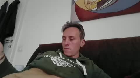 Snapshot of sten015 chatting on February 26, 1:52 pm sten015 online show from February 26, 1:52 pm