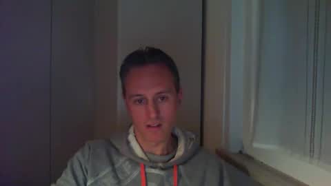 Snapshot of sten015 chatting on January 18, 6:43 pm sten015 online show from January 18, 6:43 pm