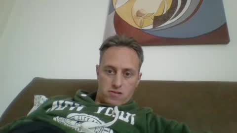 Snapshot of sten015 chatting on December 12, 2:00 pm sten015 online show from December 12, 2:00 pm