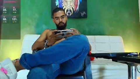    ................     online show from March 26, 2:15 am