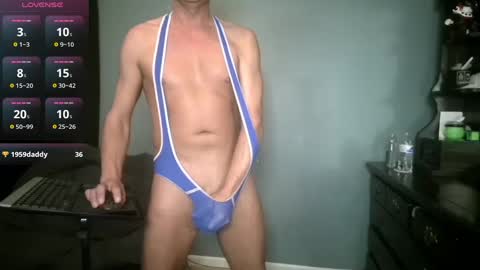 Snapshot of steveandhisdick chatting on October 8, 3:22 am Im Yours online show from October 8, 3:22 am