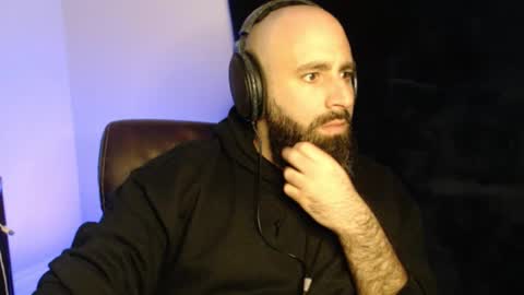 stevecam16 online show from May 17, 1:14 am