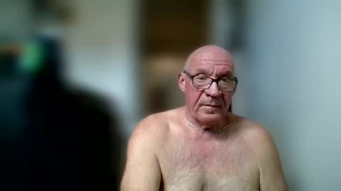 stevejons47 online show from September 9, 4:17 pm