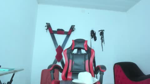 Steven online show from January 16, 11:35 am