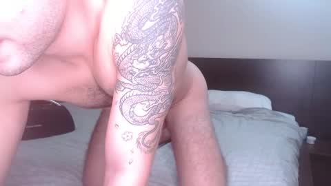 Snapshot of steveoceanbeanhuge chatting on November 2, 12:48 am Alex online show from November 2, 12:48 am