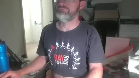 SteveTheTigerr online show from February 4, 4:37 am