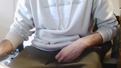 Chillguy online show from February 17, 8:04 pm