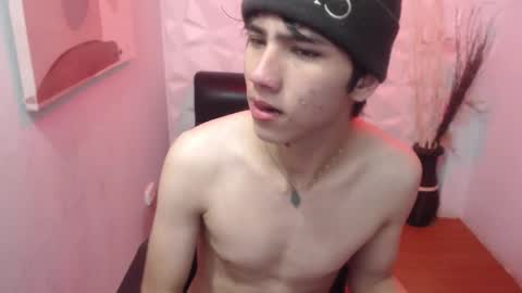 Stich online show from March 11, 2:35 pm