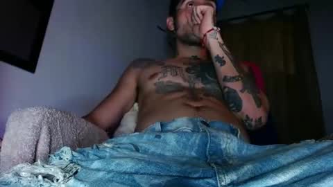 Snapshot of stivenunivers996 chatting on February 2, 2:38 am stiven online show from February 2, 2:38 am