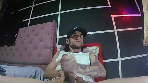 Snapshot of stivenunivers996 chatting on October 1, 9:35 am stiven online show from October 1, 9:35 am