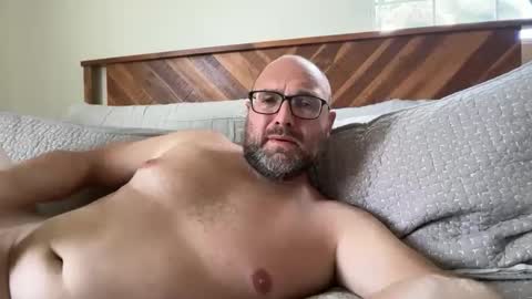 stoney8inches online show from April 10, 4:03 pm