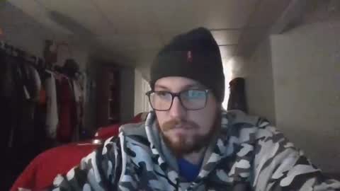 stout0818 online show from February 10, 8:08 am