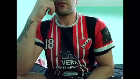 Chico ftbolista gay online show from December 14, 11:06 am