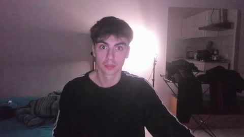 Ray online show from March 18, 7:39 pm