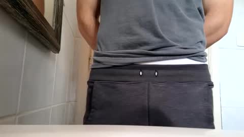 striptho online show from April 8, 1:09 pm