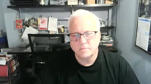 Snapshot of strkgforyou chatting on September 15, 9:38 pm Stroking For You online show from September 15, 9:38 pm