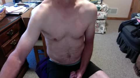 Snapshot of strokerace4020 chatting on September 10, 5:44 pm strokerace4020 online show from September 10, 5:44 pm