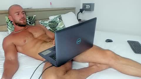 Strong Arni online show from January 17, 7:08 am