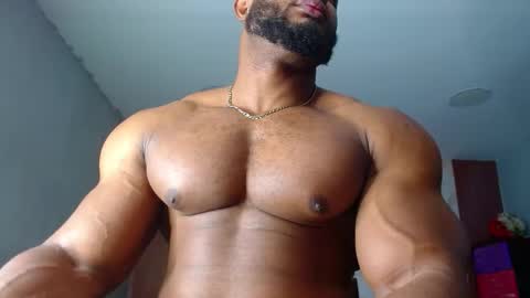 strong_george1 online show from December 15, 2:08 am