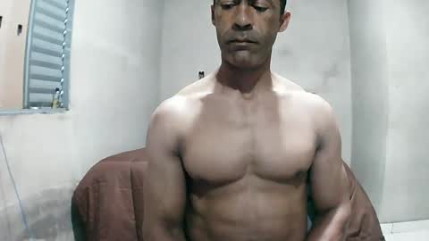 strongdaddyfantastic online show from June 29, 1:33 pm